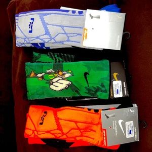 NIKE Athletic Socks LBJ Elite & Vapor…Mens size 8-12